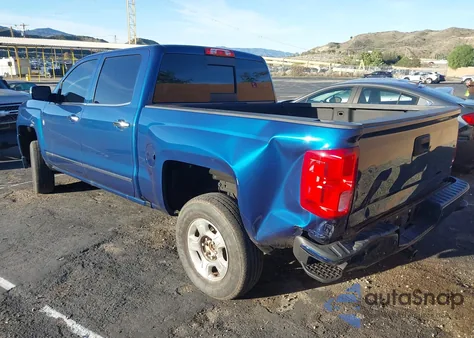 2017 Chevrolet Silverado 1500 High Country z USA, uszkodzony, nr VIN 3GCUKTEJ4HG232770